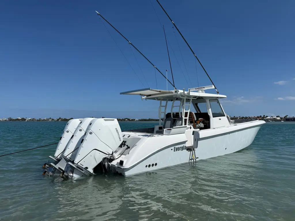 2026 Everglades 375 Center Console Yacht For Sale in 2026 Everglades 375 Center Console Yacht For Sale in