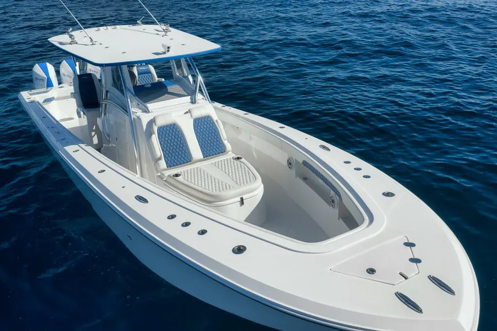 2022 Front Runner 36CC Yacht For Sale in POMPANO BEACH FL 2022 Front Runner 36CC Yacht For Sale in POMPANO BEACH FL