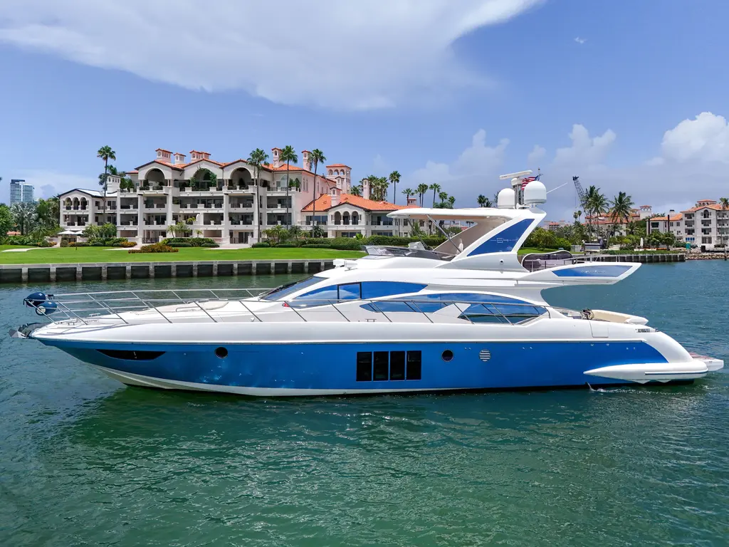 2012 Azimut 64 Yacht For Sale in Miami Beach FL 2012 Azimut 64 Yacht For Sale in Miami Beach FL