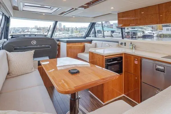 SABINE 2019 Riviera 395 SUV Yacht For Sale in Seattle WA SABINE 2019 Riviera 395 SUV Yacht For Sale in Seattle WA