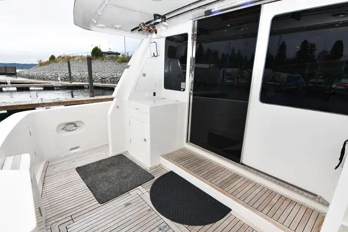 2001 Symbol Raised Pilothouse Motoryacht Yacht For Sale in Seattle WA 2001 Symbol Raised Pilothouse Motoryacht Yacht For Sale in Seattle WA