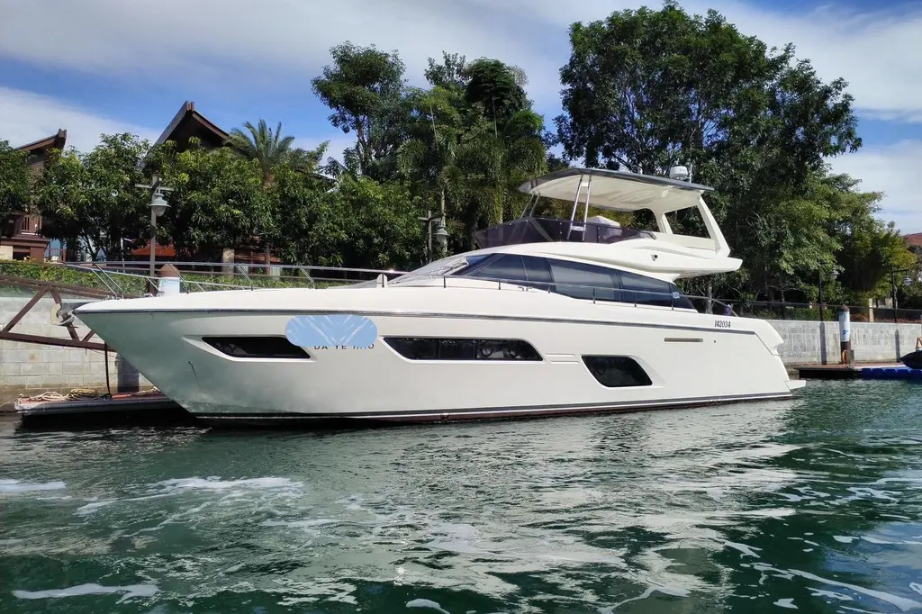 2015 Ferretti Yachts 550 Yacht For Sale in Hong Kong 2015 Ferretti Yachts 550 Yacht For Sale in Hong Kong