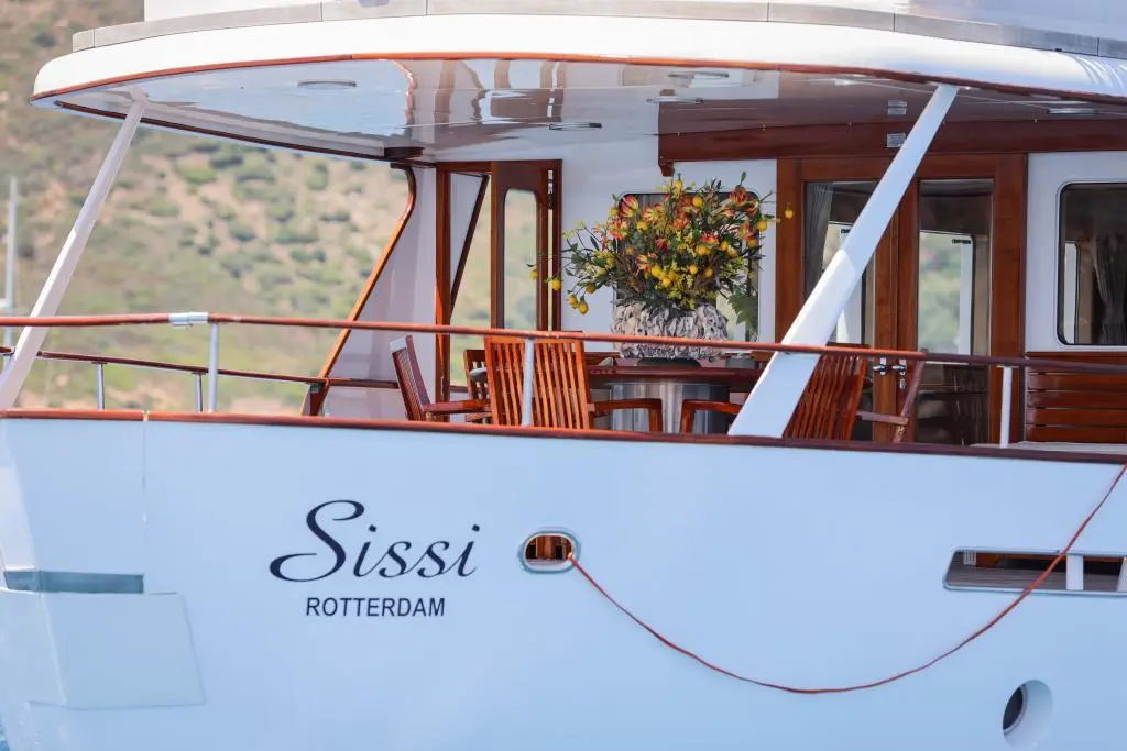 SISSI 1963 Feadship 27 Yacht For Sale in Marbella ES-MA SISSI 1963 Feadship 27 Yacht For Sale in Marbella ES-MA