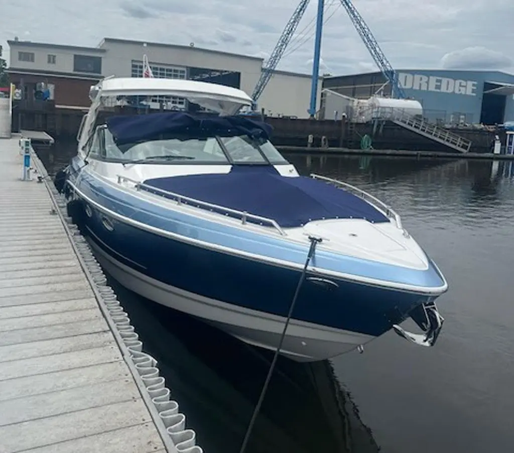Formula 2025 Formula 330 Crossover Bowrider OB Yacht For Sale in Cape May NJ Formula 2025 Formula 330 Crossover Bowrider OB Yacht For Sale in Cape May NJ