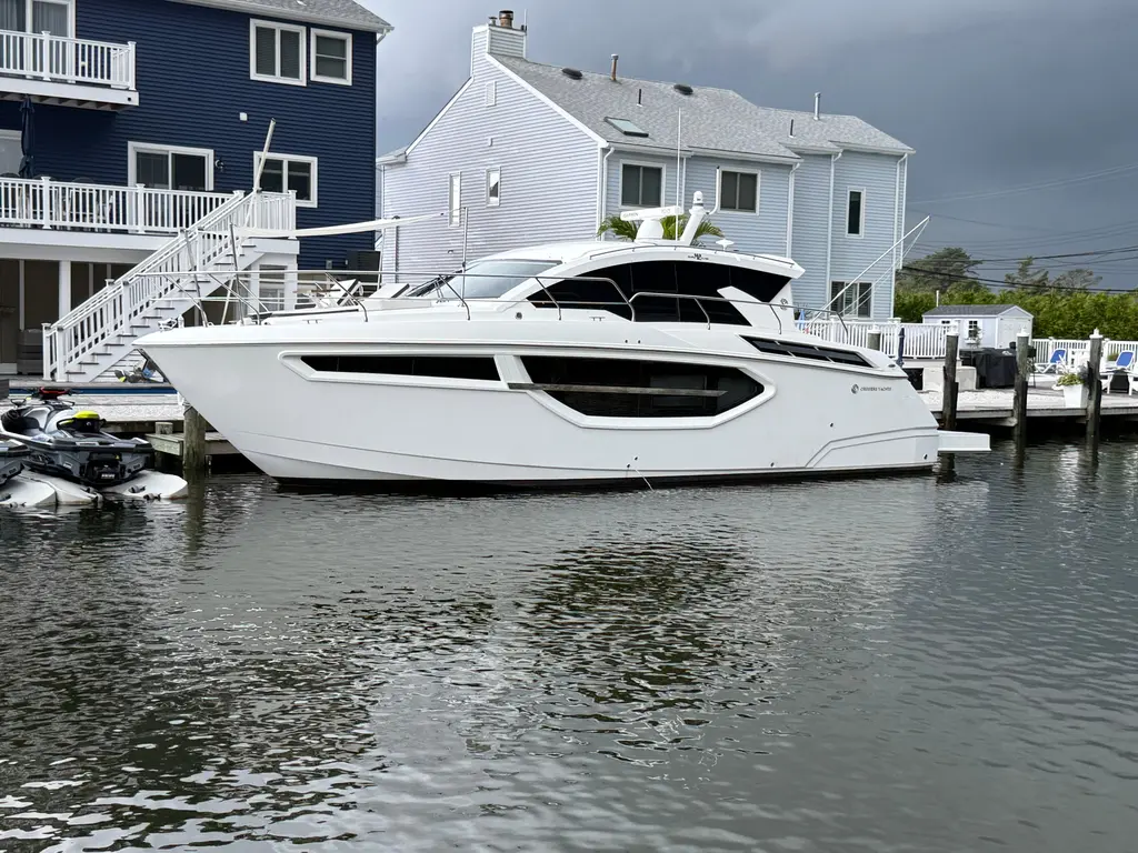 2018 cruisers yachts 42 cantius brick new jersey for sale