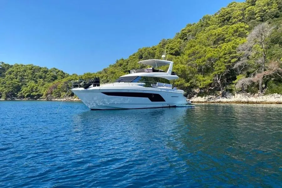 2022 Prestige 590 Yacht For Sale in Podstrana 2022 Prestige 590 Yacht For Sale in Podstrana