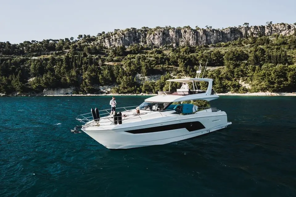 2022 Prestige 590 Yacht For Sale in Podstrana 2022 Prestige 590 Yacht For Sale in Podstrana