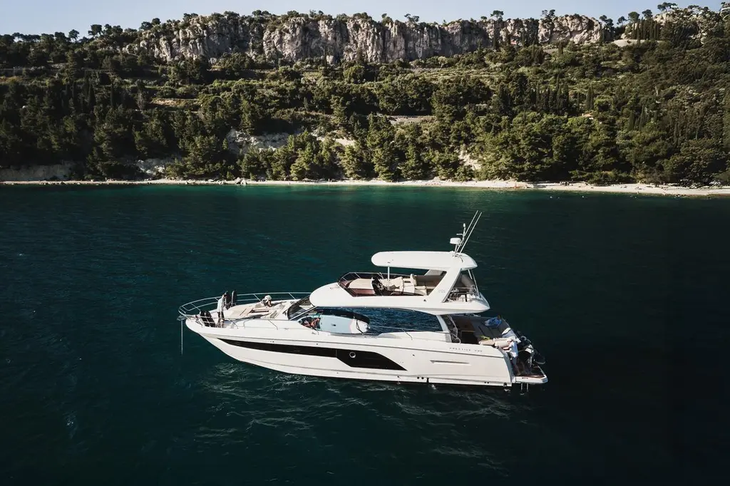2022 Prestige 590 Yacht For Sale in Podstrana 2022 Prestige 590 Yacht For Sale in Podstrana