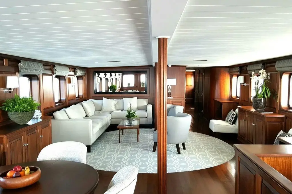 1975 Custom 39M Yacht For Sale in Valencia ES-V 1975 Custom 39M Yacht For Sale in Valencia ES-V