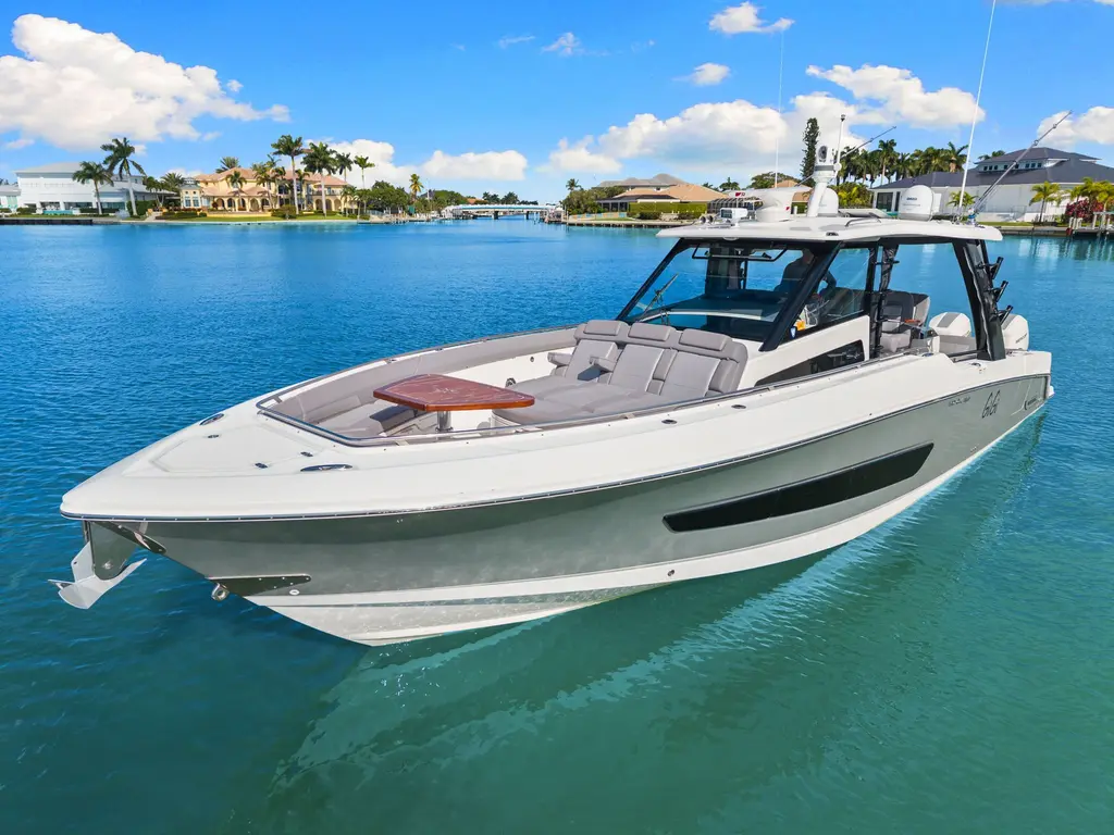 2023 Boston Whaler 420 Outrage Yacht For Sale in Naples FL 2023 Boston Whaler 420 Outrage Yacht For Sale in Naples FL