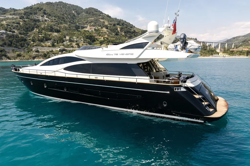 Milky Way 2007 Riva 75' Venere Yacht For Sale in Sanremo IT-IM
