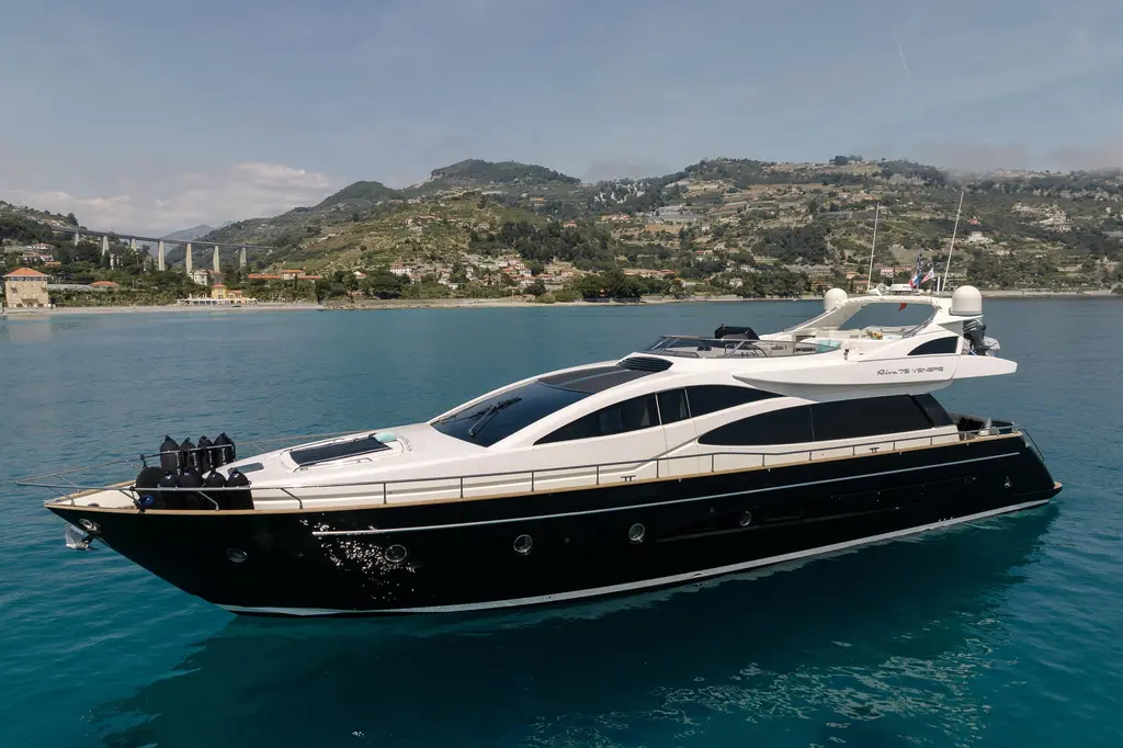 Milky Way 2007 Riva 75' Venere Yacht For Sale in Sanremo IT-IM