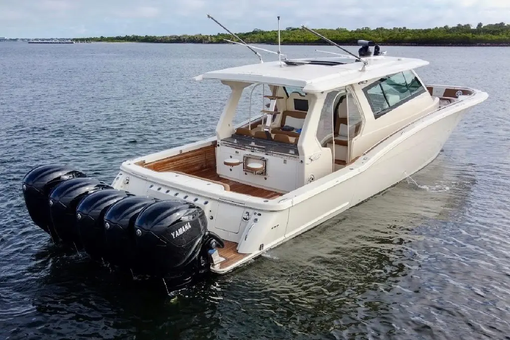 2020 Scout 530 LXF Yacht For Sale in Old Port Cove FL 2020 Scout 530 LXF Yacht For Sale in Old Port Cove FL