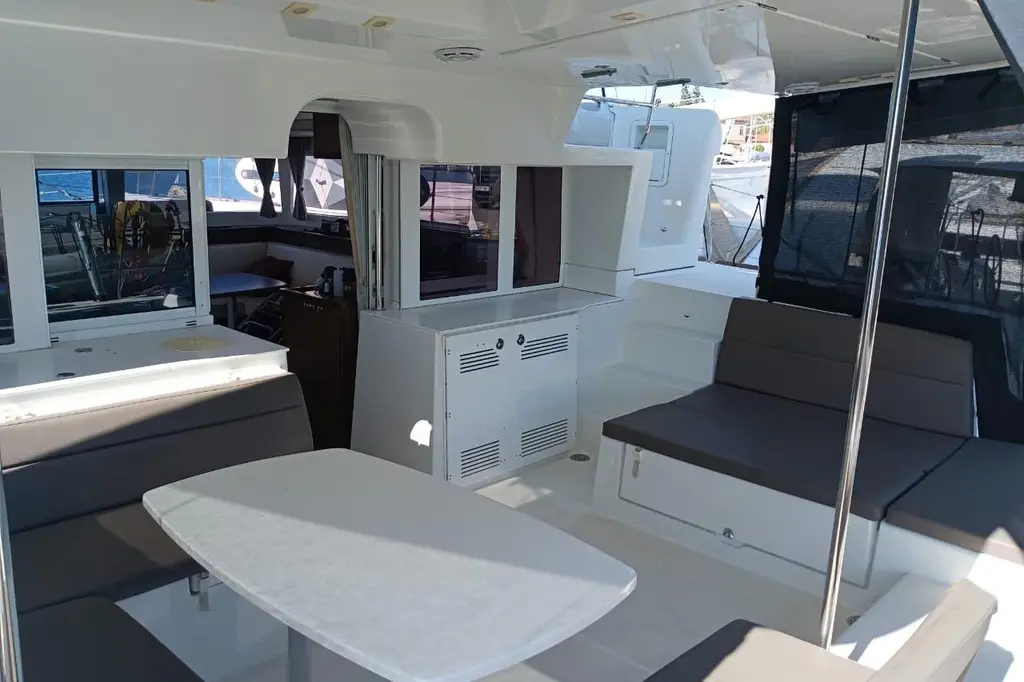 2020 Lagoon 450 F Yacht For Sale in Glyfada 2020 Lagoon 450 F Yacht For Sale in Glyfada