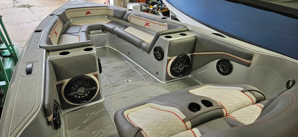 2024 Donzi 39 VRZ Yacht For Sale in Toms River NJ 2024 Donzi 39 VRZ Yacht For Sale in Toms River NJ