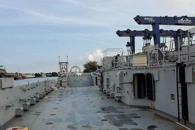 1970 Commercial LCU-135 Yacht For Sale in Virginia Beach VA 1970 Commercial LCU-135 Yacht For Sale in Virginia Beach VA