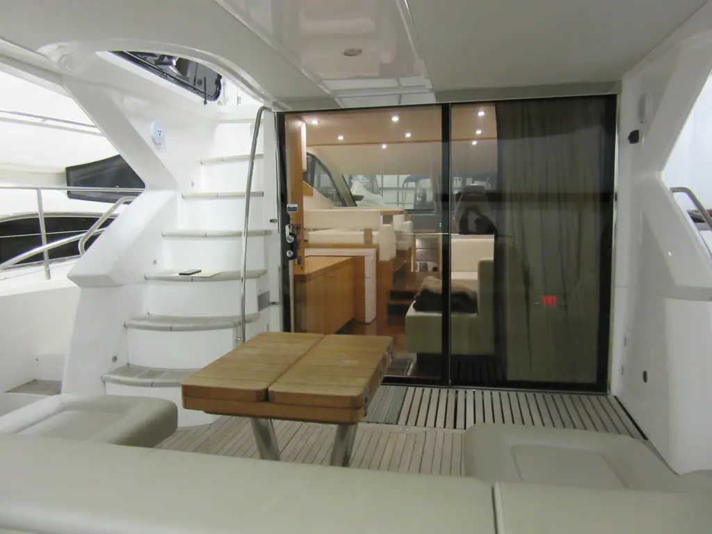 2014 Sunseeker Manhattan 53 Yacht For Sale in Charlevoix MI 2014 Sunseeker Manhattan 53 Yacht For Sale in Charlevoix MI