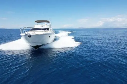 2000 Ferretti Yachts 57 Yacht For Sale in Glyfada 2000 Ferretti Yachts 57 Yacht For Sale in Glyfada