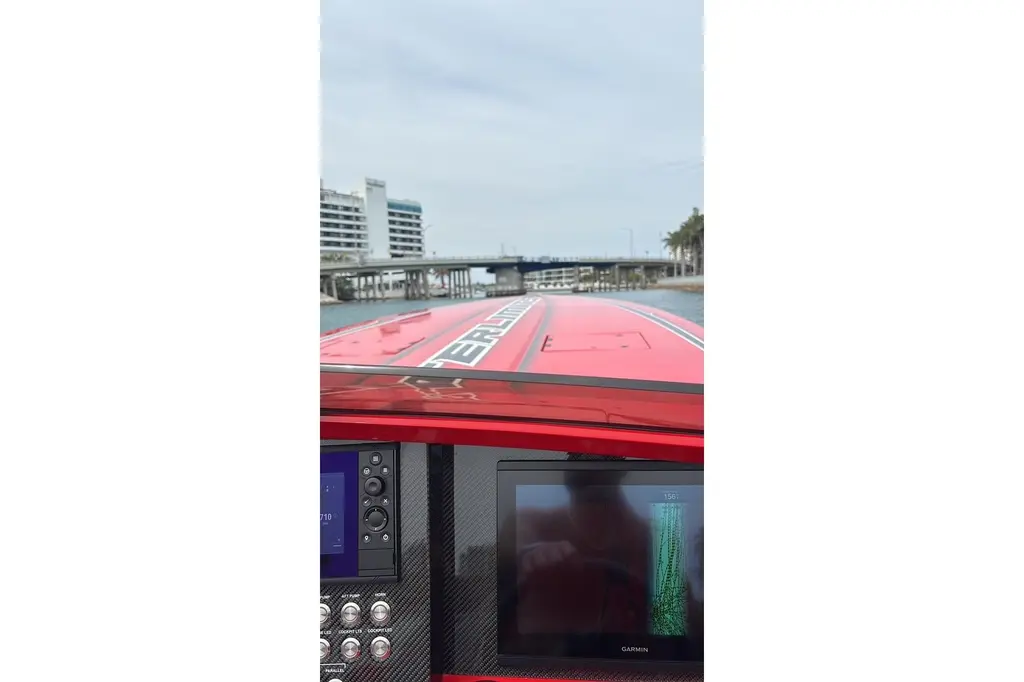 2022 Outerlimits SL41 Yacht For Sale in Boca Raton FL 2022 Outerlimits SL41 Yacht For Sale in Boca Raton FL