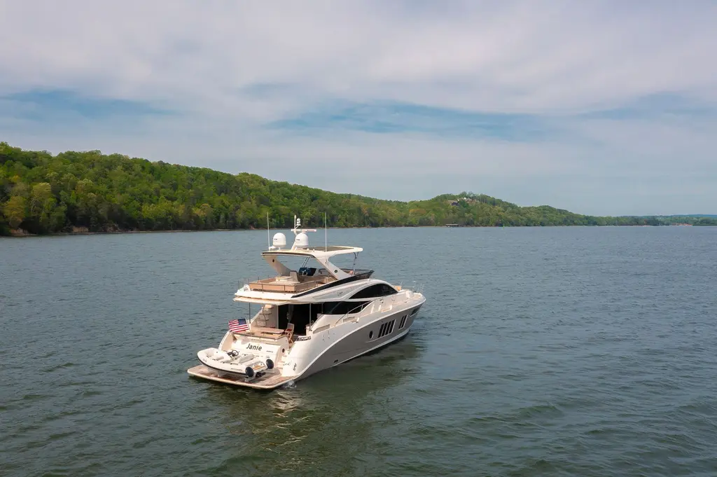 JANIE 2018 Sea Ray L650 Fly Yacht For Sale in Hixson TN JANIE 2018 Sea Ray L650 Fly Yacht For Sale in Hixson TN