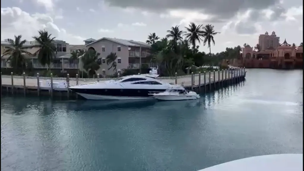 Pura Vida 2007 Sunseeker Predator 72 Yacht For Sale in Lighthouse Point FL Pura Vida 2007 Sunseeker Predator 72 Yacht For Sale in Lighthouse Point FL