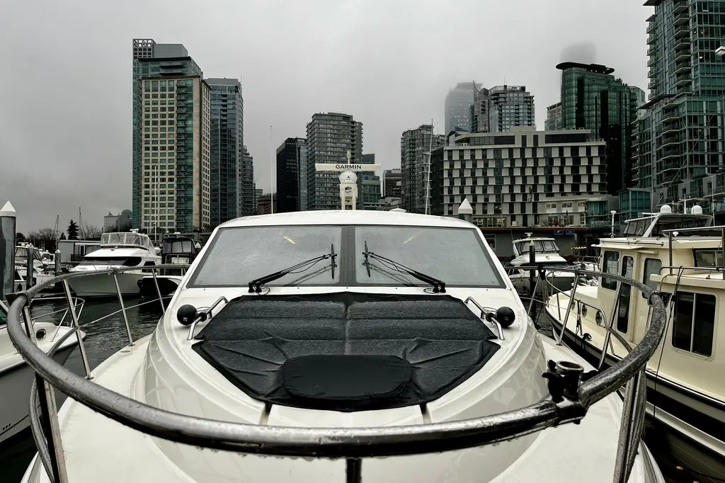 Empyrean 2019 Sea Ray Sundancer 460 Yacht For Sale in Vancouver BC Empyrean 2019 Sea Ray Sundancer 460 Yacht For Sale in Vancouver BC
