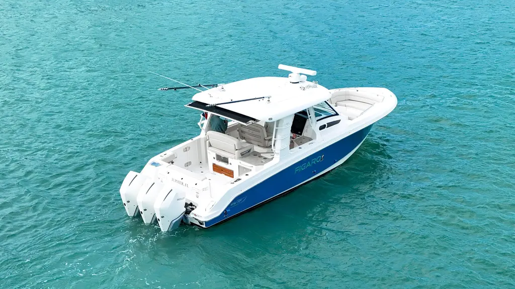 T/T Figaro 2023 Boston Whaler 350 Realm Yacht For Sale in Venice FL T/T Figaro 2023 Boston Whaler 350 Realm Yacht For Sale in Venice FL