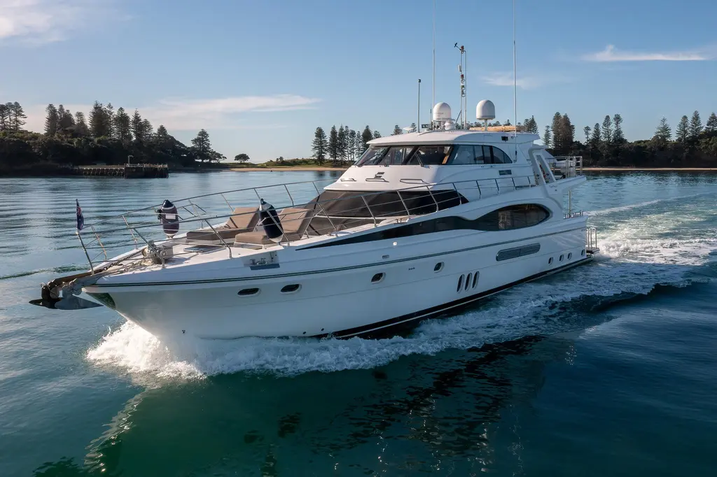 2008 Dyna Laguna 77 Yacht For Sale in Auckland 2008 Dyna Laguna 77 Yacht For Sale in Auckland