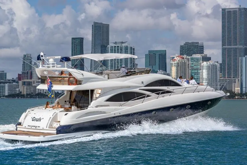 GUILI 2000 Sunseeker Manhattan 74 Yacht For Sale in North Bay Village FL GUILI 2000 Sunseeker Manhattan 74 Yacht For Sale in North Bay Village FL