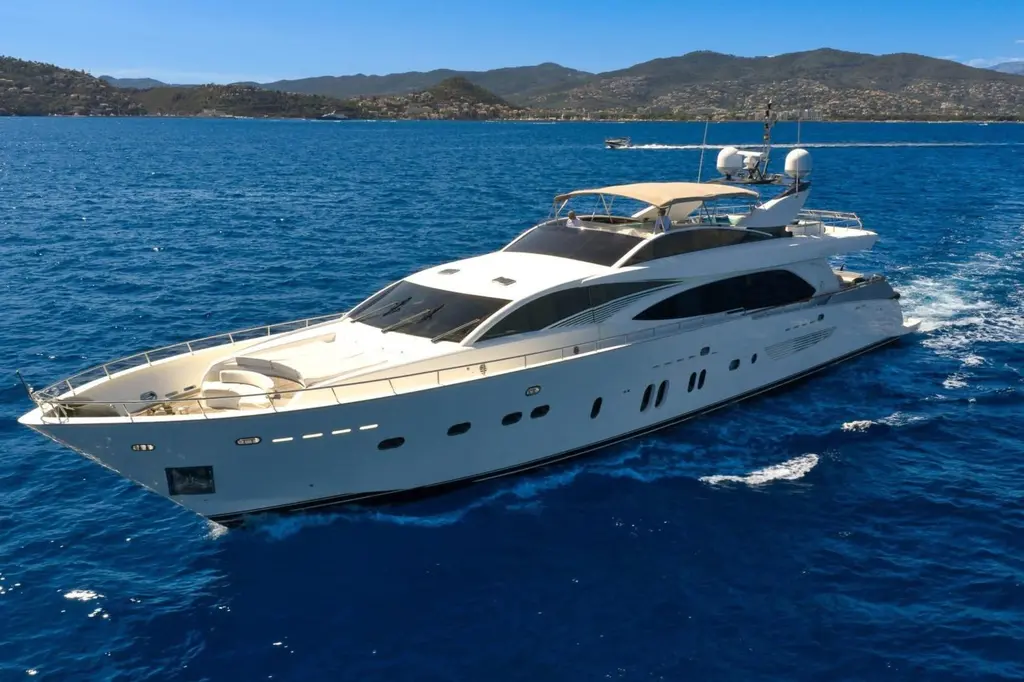 Lady Emma 2007 Guy Couach 3300 Fly Yacht For Sale in Nice Lady Emma 2007 Guy Couach 3300 Fly Yacht For Sale in Nice