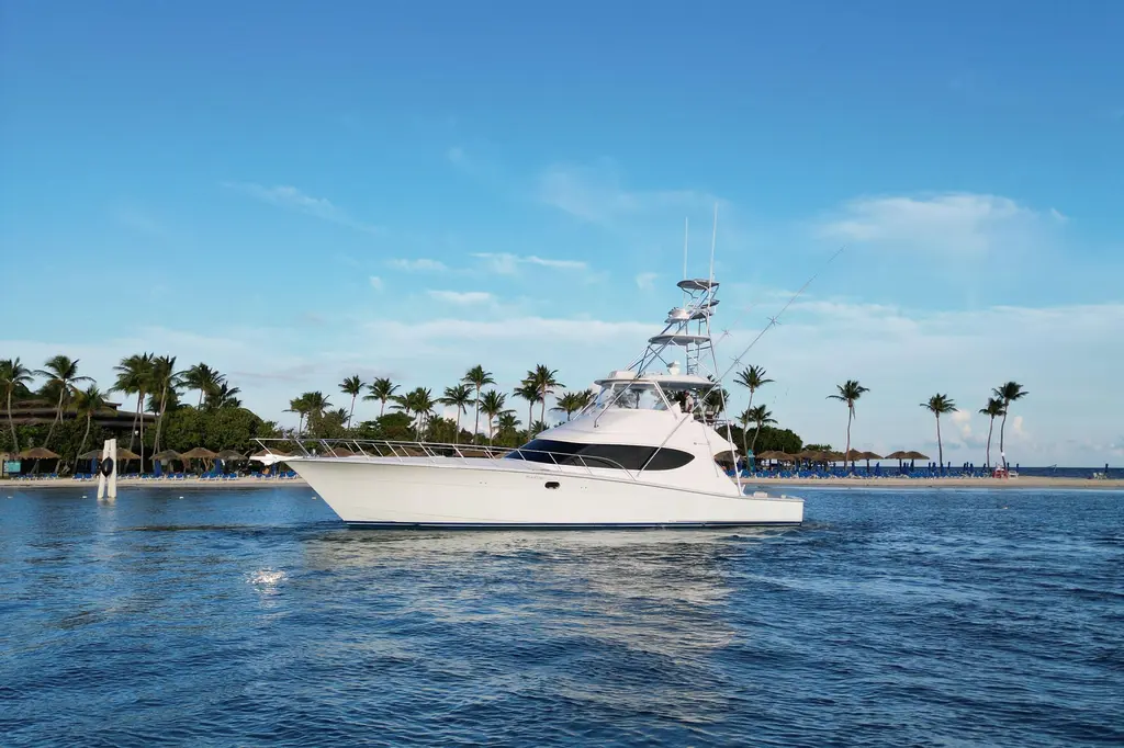 2009 Hatteras 60 Convertible Yacht For Sale in Cabo Rojo 2009 Hatteras 60 Convertible Yacht For Sale in Cabo Rojo