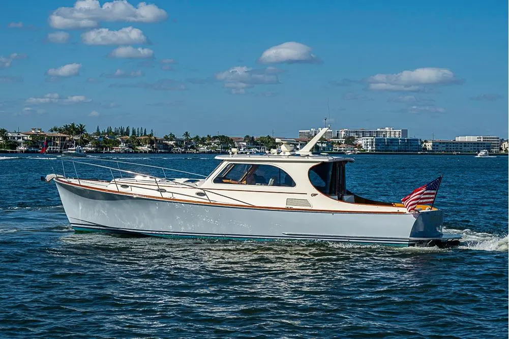 SKYLARK 2008 Hinckley Talaria 44 Yacht For Sale in West Palm Beach FL SKYLARK 2008 Hinckley Talaria 44 Yacht For Sale in West Palm Beach FL