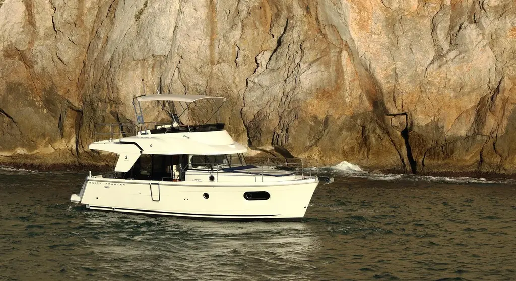Vitamin Sea 2021 Beneteau Swift Trawler 35 Yacht For Sale in Newport Beach CA Vitamin Sea 2021 Beneteau Swift Trawler 35 Yacht For Sale in Newport Beach CA