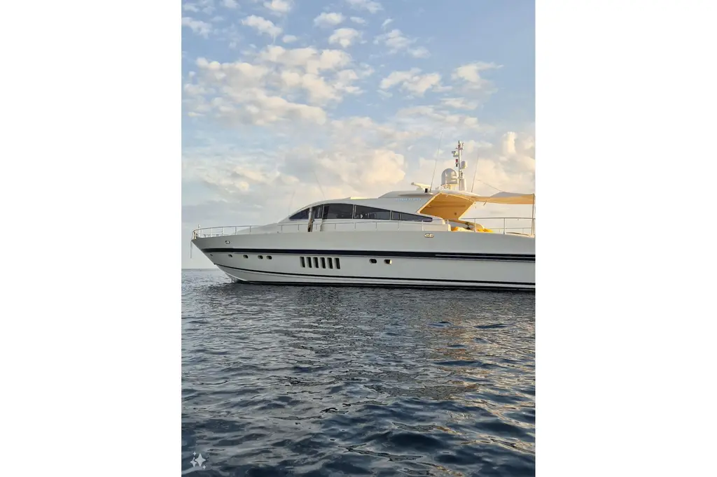 DG 2002 Arno Leopard 27 Yacht For Sale in Cannes DG 2002 Arno Leopard 27 Yacht For Sale in Cannes