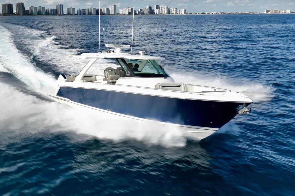 SY Royale 2023 Tiara Yachts 38 LS Yacht For Sale in Fort Lauderdale FL SY Royale 2023 Tiara Yachts 38 LS Yacht For Sale in Fort Lauderdale FL