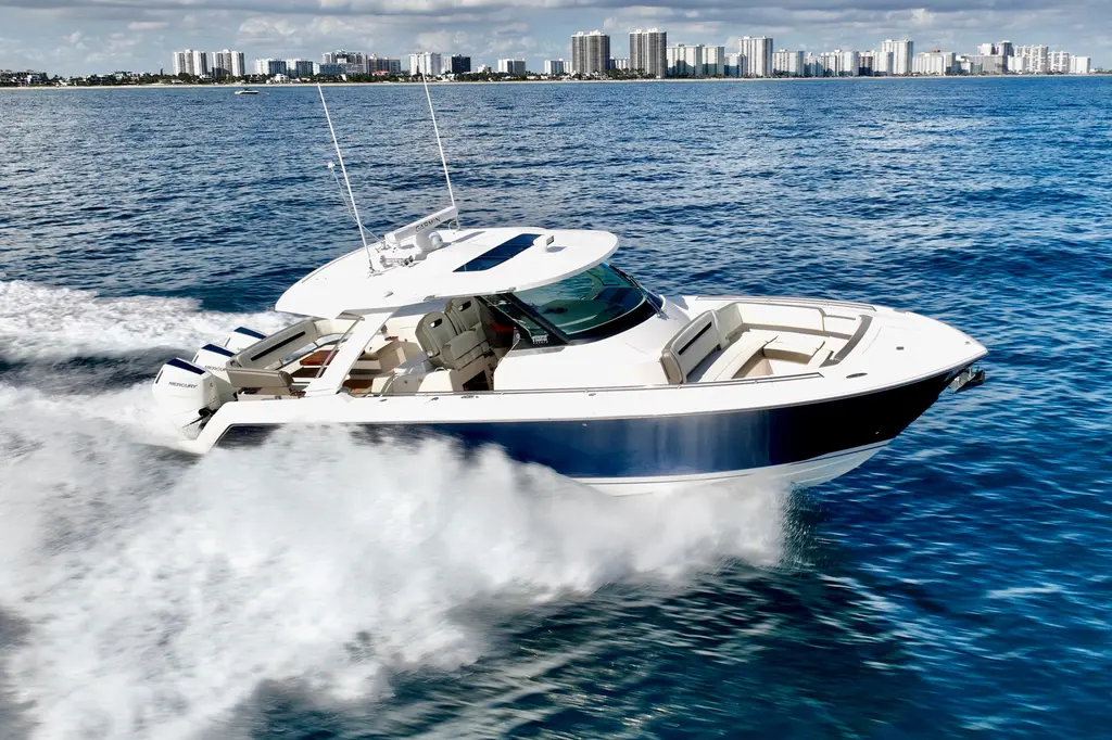 SY Royale 2023 Tiara Yachts 38 LS Yacht For Sale in Fort Lauderdale FL SY Royale 2023 Tiara Yachts 38 LS Yacht For Sale in Fort Lauderdale FL