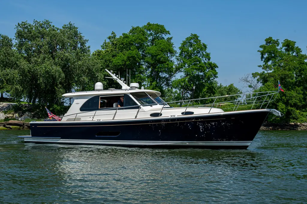 DUET 2017 Grand Banks 44 Eastbay SX Yacht For Sale in Glen Cove NY DUET 2017 Grand Banks 44 Eastbay SX Yacht For Sale in Glen Cove NY