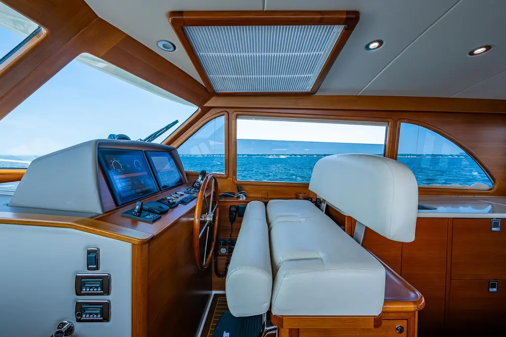 DUET 2017 Grand Banks 44 Eastbay SX Yacht For Sale in Glen Cove NY DUET 2017 Grand Banks 44 Eastbay SX Yacht For Sale in Glen Cove NY