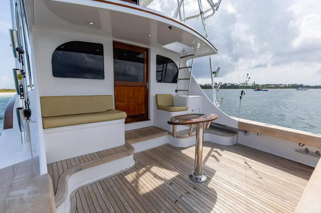 Honcho 2000 Custom Carolina Alex Willis Convertible Yacht For Sale in Lynn Haven FL Honcho 2000 Custom Carolina Alex Willis Convertible Yacht For Sale in Lynn Haven FL