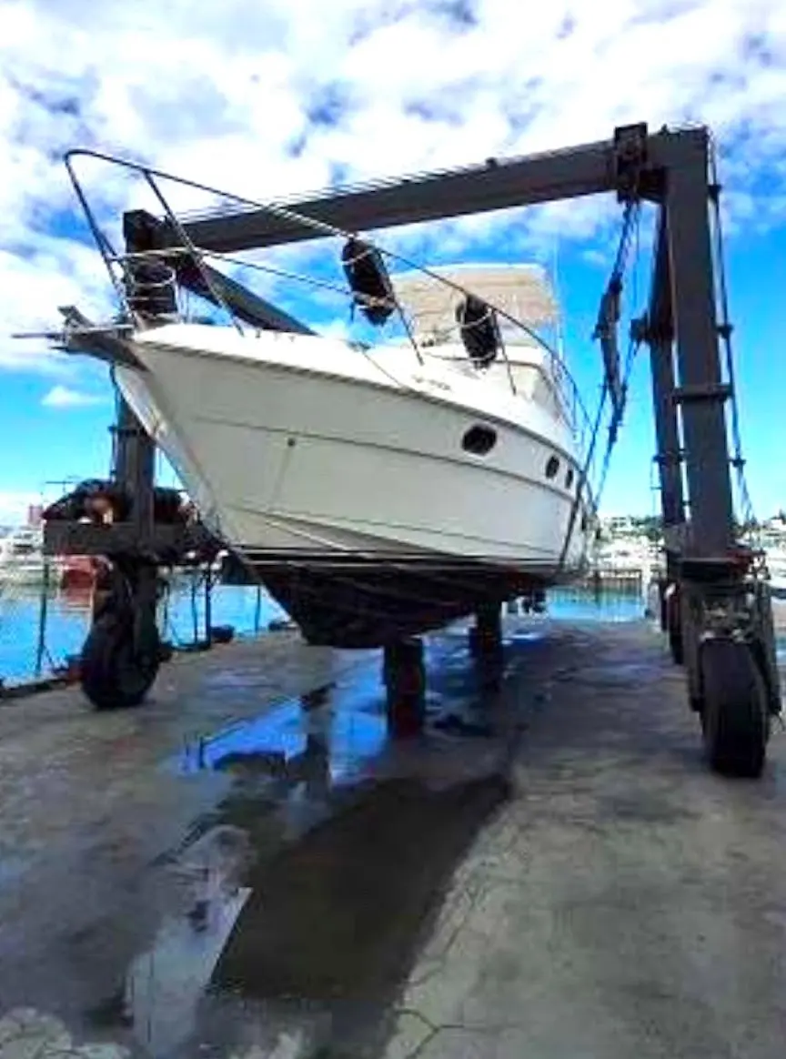  1998 Viking Sports Cruiser Yacht For Sale in Fort Lauderdale FL