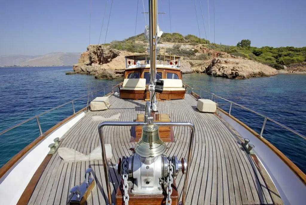 1958 Lisse Yacht For Sale in Athens 1958 Lisse Yacht For Sale in Athens