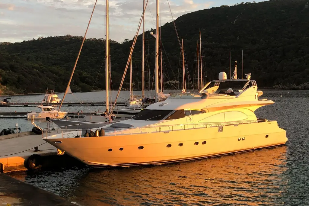 2003 Mochi Craft 2250 Yacht For Sale in Split 2003 Mochi Craft 2250 Yacht For Sale in Split