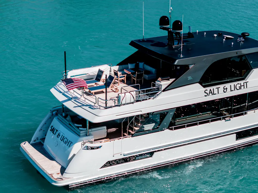 Salt & Light 2025 Ocean Alexander 28L Yacht For Sale in Jupiter FL