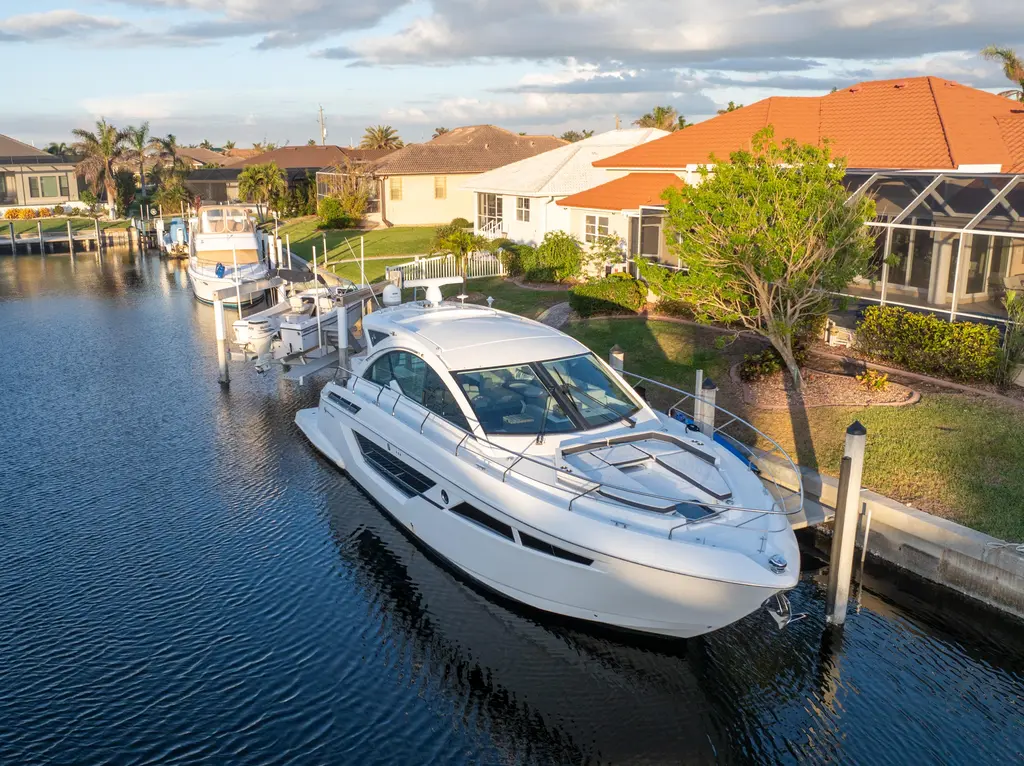 Lil' Darlin' 2018 Cruisers Yachts 50 Cantius Yacht For Sale in Punta Gorda FL Lil' Darlin' 2018 Cruisers Yachts 50 Cantius Yacht For Sale in Punta Gorda FL