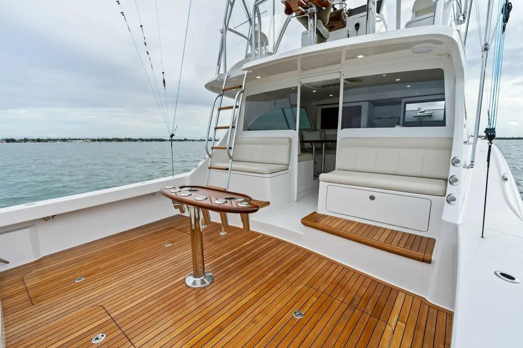 Damfino 2021 Viking 46 Billfish Yacht For Sale in St Petersburg FL Damfino 2021 Viking 46 Billfish Yacht For Sale in St Petersburg FL