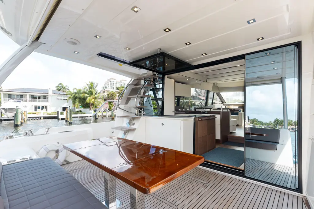KNIGHTLIFE 2017 Prestige 630 Yacht For Sale in Fort Lauderdale FL KNIGHTLIFE 2017 Prestige 630 Yacht For Sale in Fort Lauderdale FL
