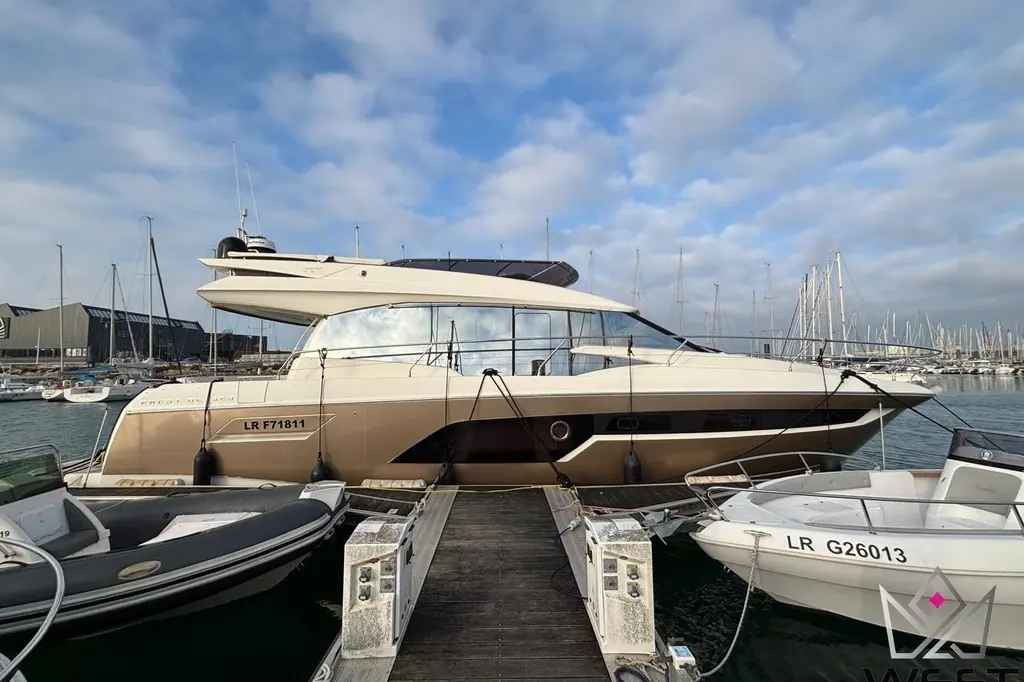 ALBINA 2018 Prestige 520 Yacht For Sale in La Rochelle 17 ALBINA 2018 Prestige 520 Yacht For Sale in La Rochelle 17