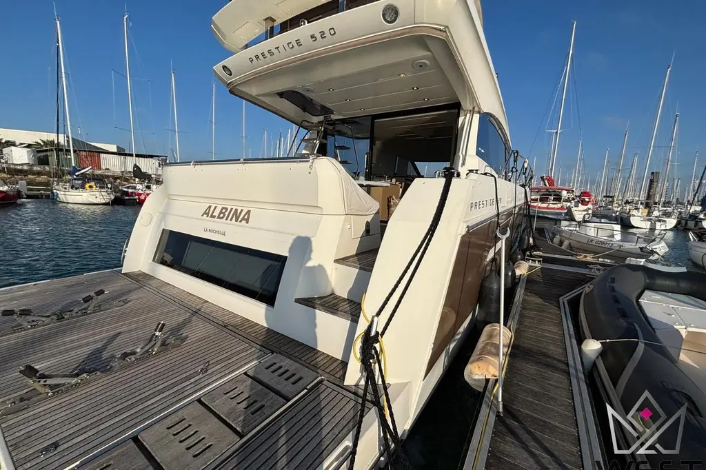 ALBINA 2018 Prestige 520 Yacht For Sale in La Rochelle 17 ALBINA 2018 Prestige 520 Yacht For Sale in La Rochelle 17