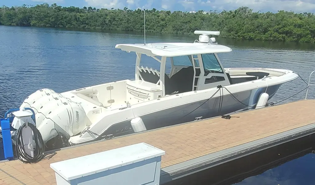 2020 Boston Whaler 380 Outrage Yacht For Sale in Cape Coral FL 2020 Boston Whaler 380 Outrage Yacht For Sale in Cape Coral FL