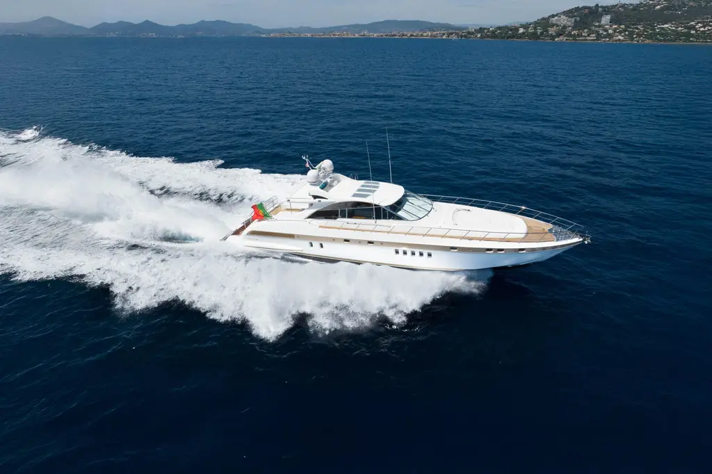  2006 Mangusta 80 Yacht For Sale in Cannes 